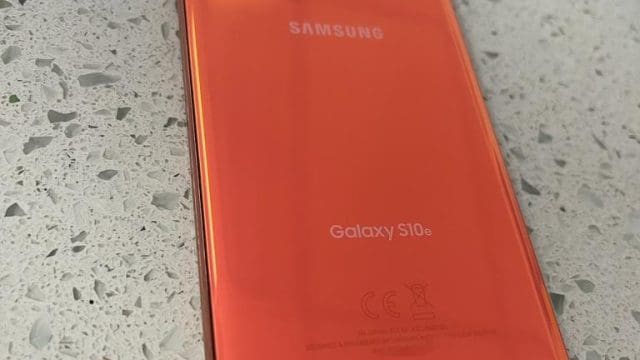 Samsung Galaxy S10E 128gb – Unlocked