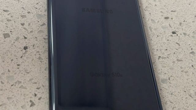 Samsung Galaxy S10E 128gb – Unlocked