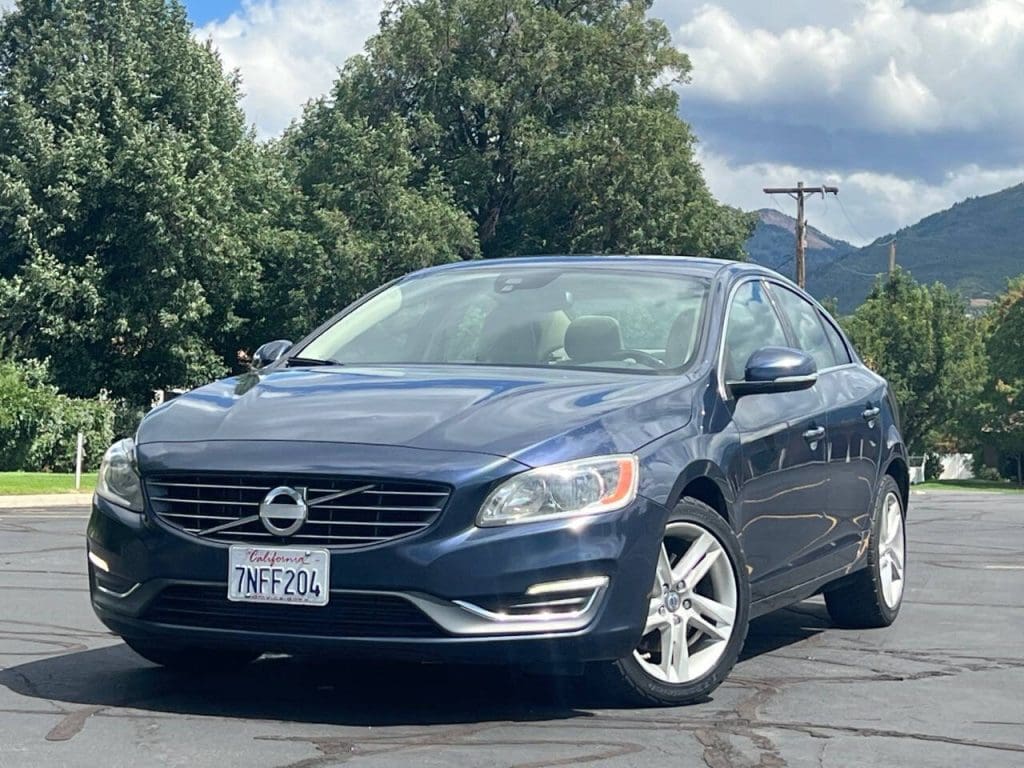 2015-volvo-s60-t5-drive-e-premier-4dr-sedan