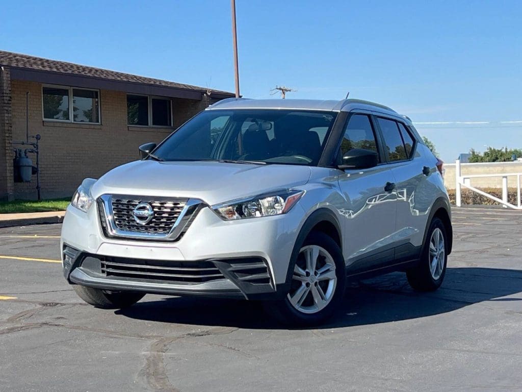 2019-nissan-kicks-s-4dr-crossover