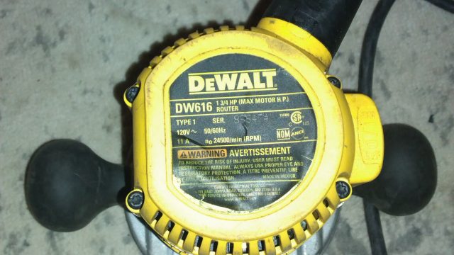 DEWALT ROUTER