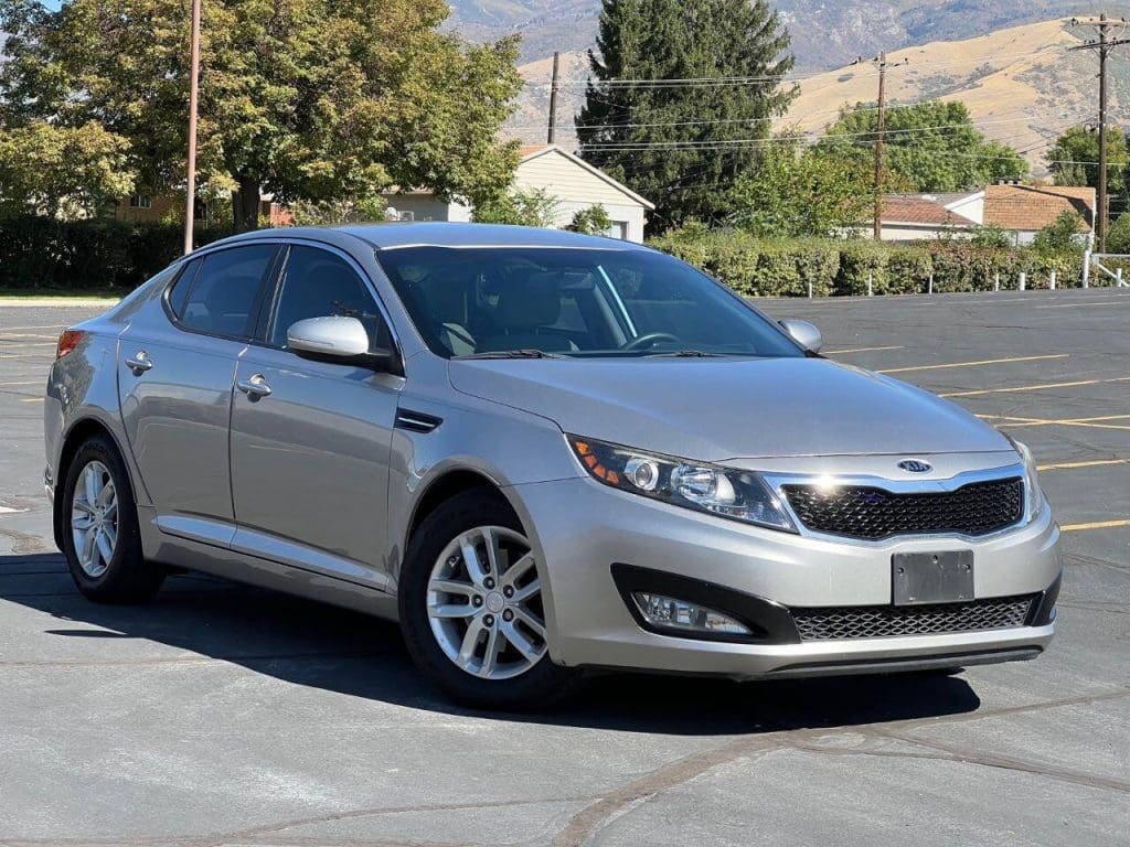 2012-kia-optima-lx-4dr-sedan-6a