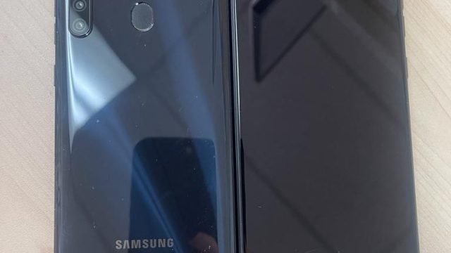 Samsung Galaxy A21 – 32GB – Unlocked