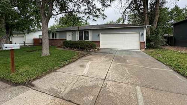 5 Beds 3 Baths