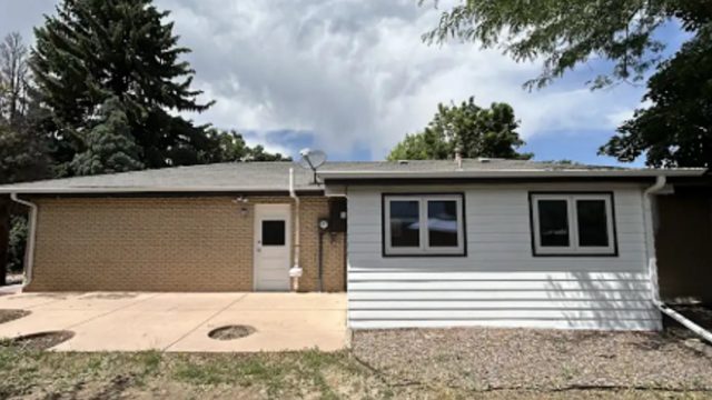 Lovely 3 Bedroom House! Waiting for You to Make it Home!