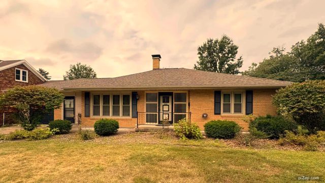 1818 Grand Ave, Nauvoo, 62354