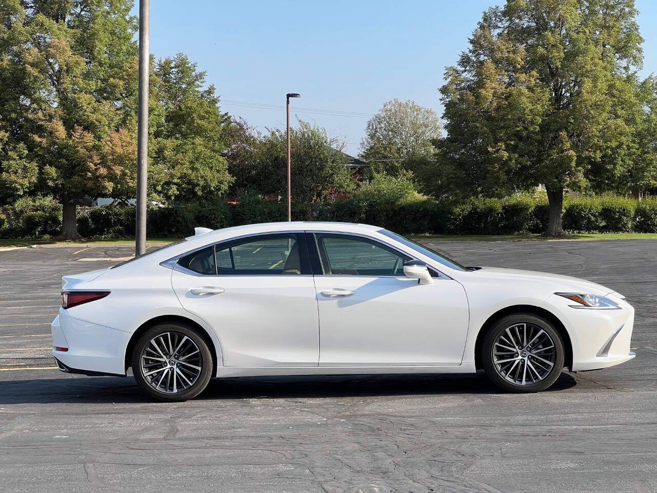 2022 Lexus Es