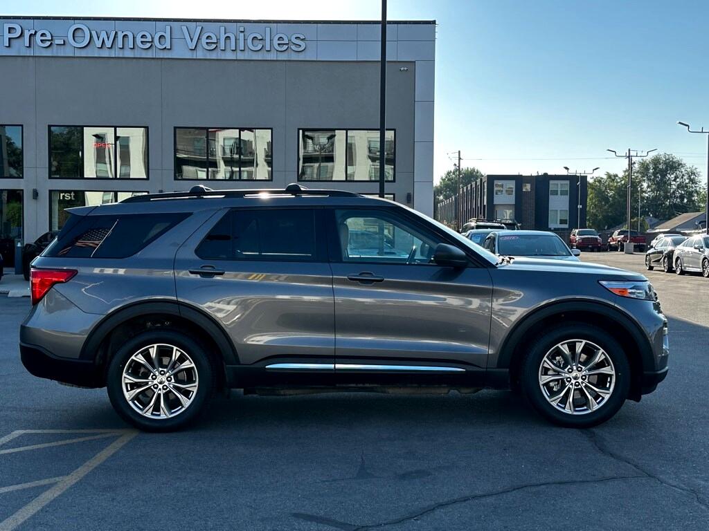 2021 Ford Explorer
