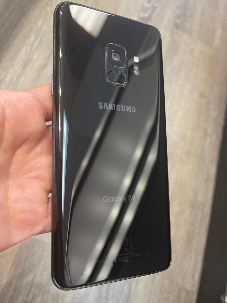 Samsung Galaxy S9 – 64GB – Unlocked