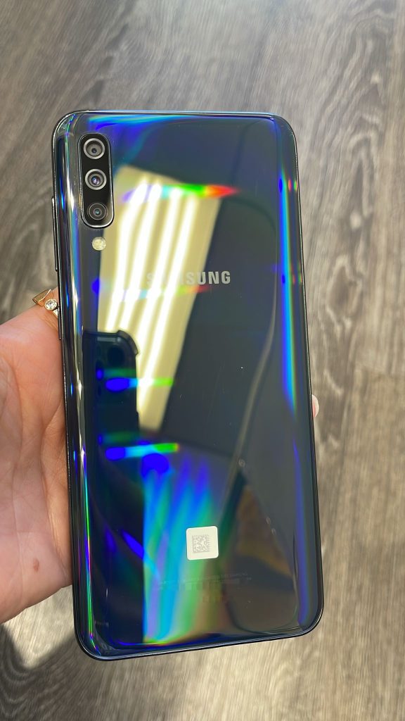 Samsung Galaxy A50 -64GB – Unlocked
